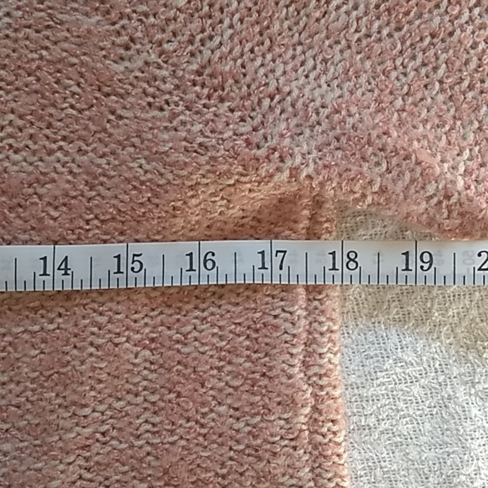 Sweater - Picture 5 of 6